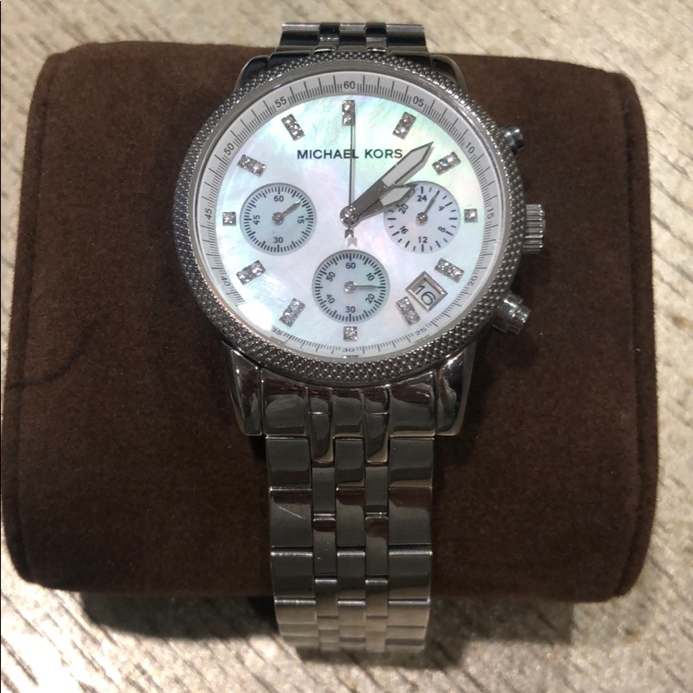 Michael kors MK5020 Mother of Pearl AUTHENTIC